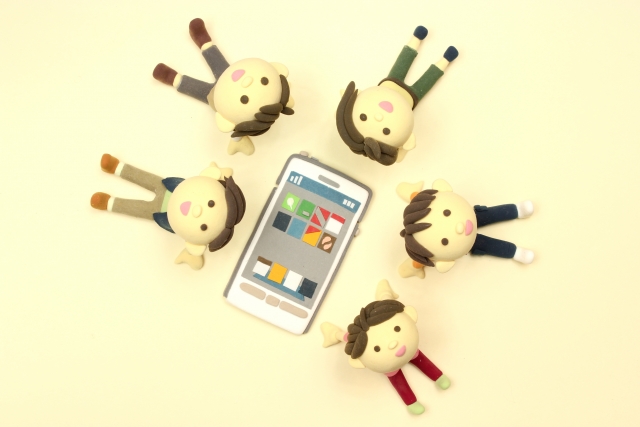 ネットで検索する猫